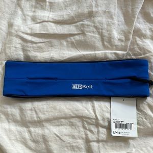 Flipbelt running belt, blue size S. NWT